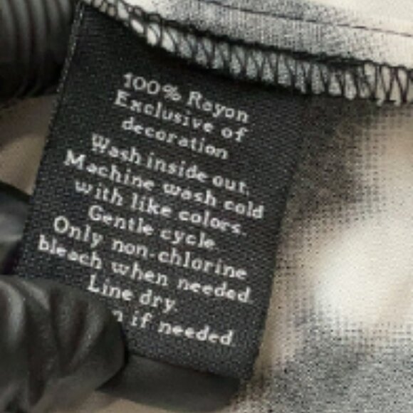 Rock & Republic Size M Long sleeve blouse Black & White Hearts - Picture 5 of 5